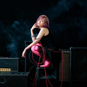 嗯嗯啊啊好舒服快点舔我奶头
